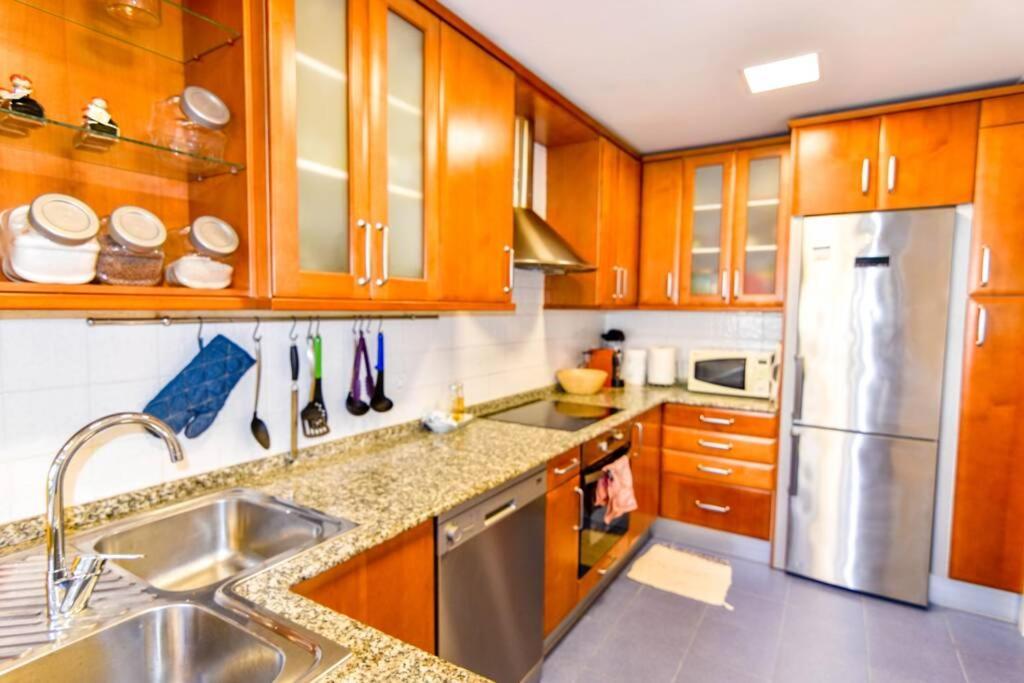 Comodo Apartamento En Puertochico, Cerca De Todo. Santander Bagian luar foto